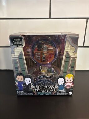 Polly Pocket The Addams Family Collector’s Play Set NWT